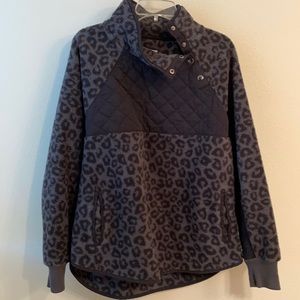 Abercrombie & Fitch leopard pullover size large